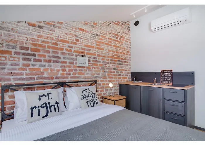 Well Well 3* Краков