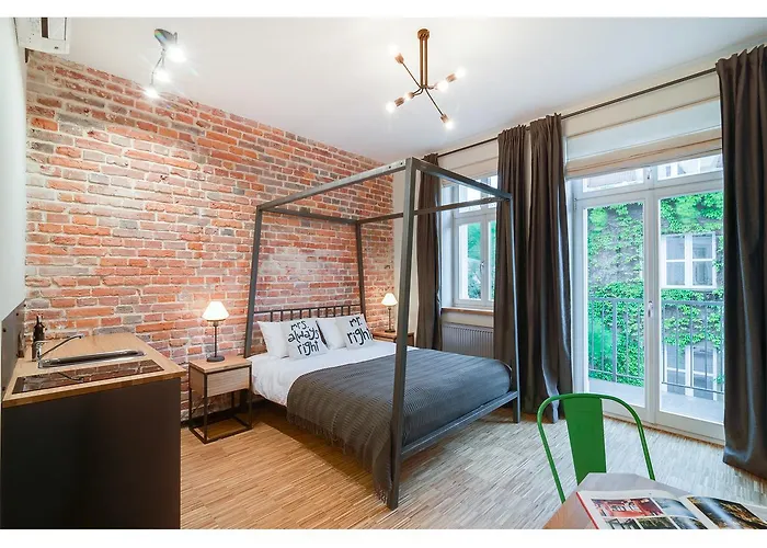 Апарт-отель Well Well 3*