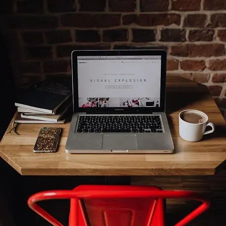 Well Well Apartahotel 3*