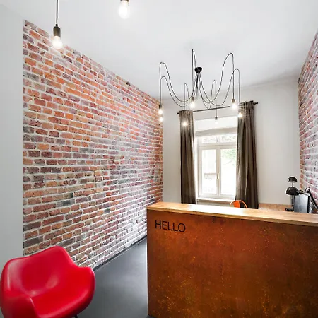 Well Well 公寓式酒店 3*