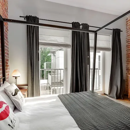 Apartahotel Well Well 3*