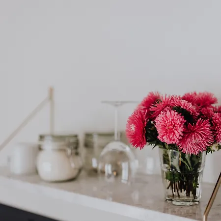 Well Well Apartahotel 3*