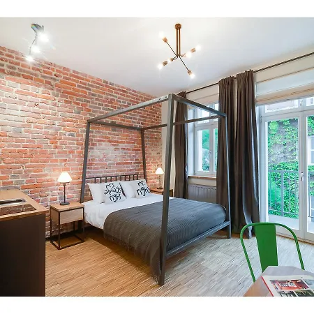 Apartahotel Well Well 3*