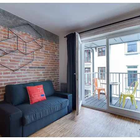 Well Well Apart Otel 3*