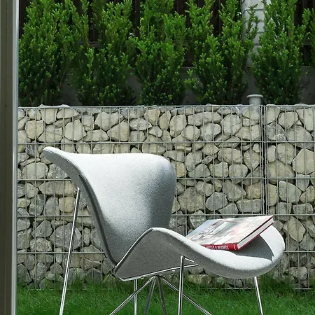 Well Well Apartahotel Cracovia