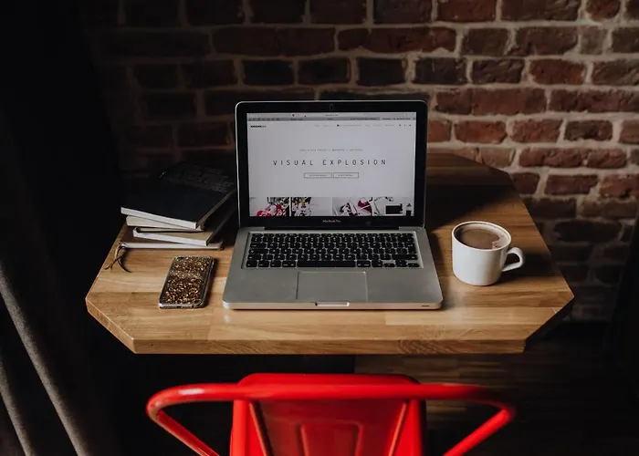 Well Well Aparthotel 3*