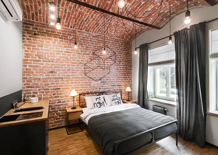 Well Well Aparthotel 3*