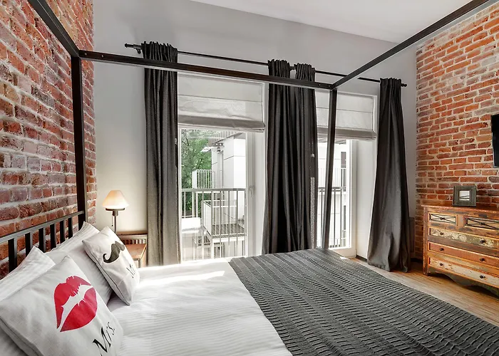 Aparthotel Well Well 3*