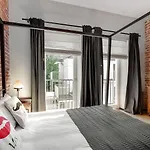 Aparthotel Well Well 3*