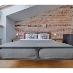 Aparthotel Well Well 3*