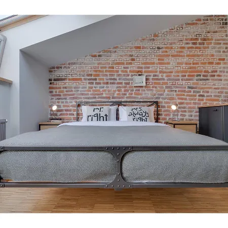 Apartmanhotel Well Well 3*